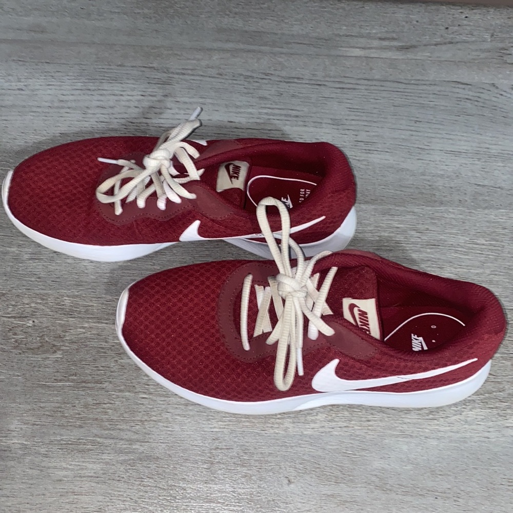 Maroon Nike Shoes - Picture 2 of 3